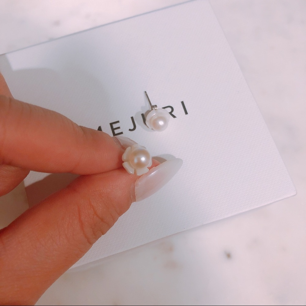 Mother of Pearl and Pearl Studs